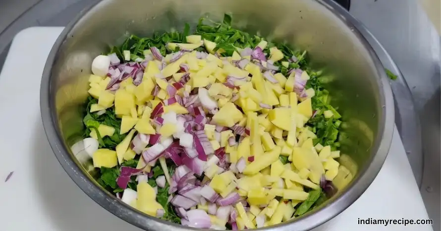  Palak Aloo Pakoda Recipe in Hindi